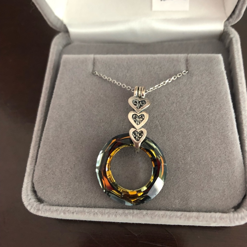 Stunning necklace